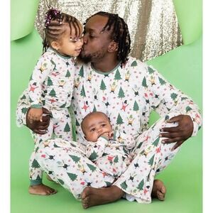 Magnetic Me Gnome For Holiday Mens Pajamas Set Size XL Modal New With Tags